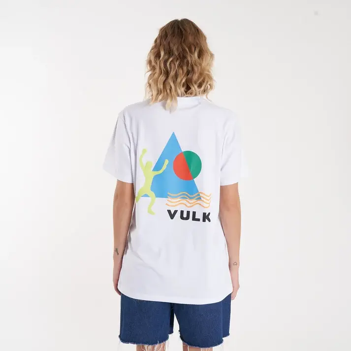 00HVUA2610-TRAVELERTEE-WHITE_11.webp