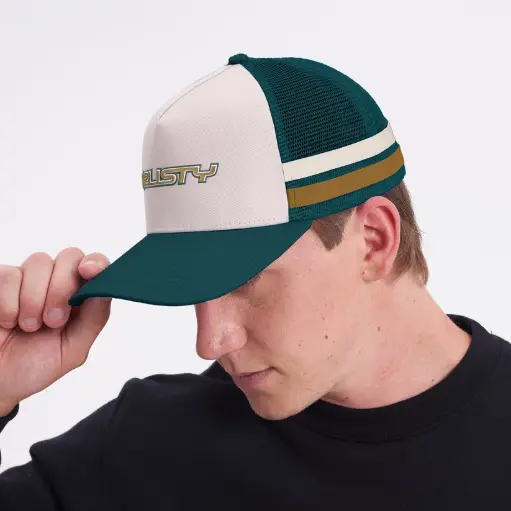 [52HRUB2644] SALVATION TRUCKER CAP*